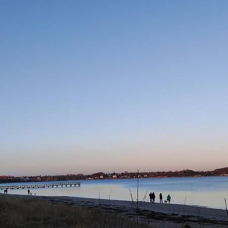 Pier 12 Ferienwohnung Eckernförde Екстериор снимка