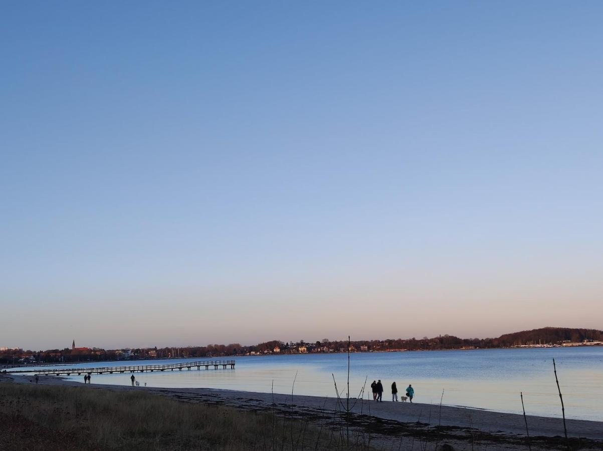 Pier 12 Ferienwohnung Eckernförde Екстериор снимка